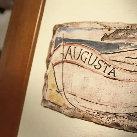 Unico 몬테로소 알 마레