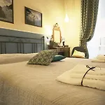 Guest house Unico 4*