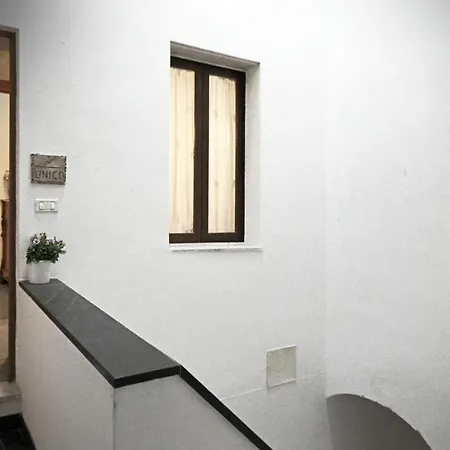 Affittacamere Unico 4*
